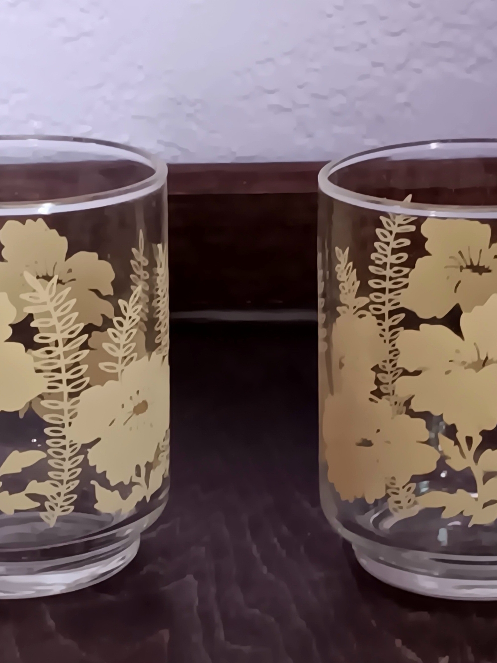 Vintage MCM Yellow Hibiscus And Fern Libbey Glass Pair